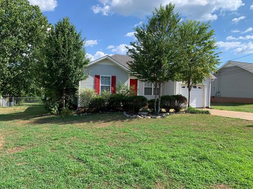 1324  Venessa Dr, Clarksville, TN 37042