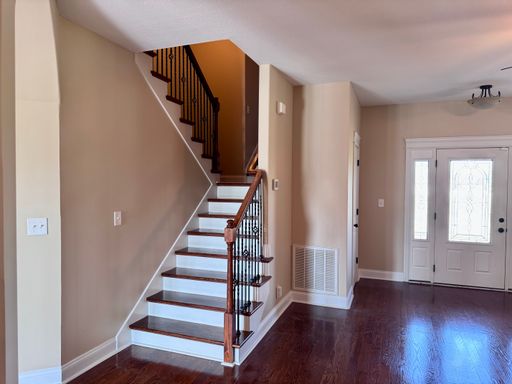 Listing photo thumbnail