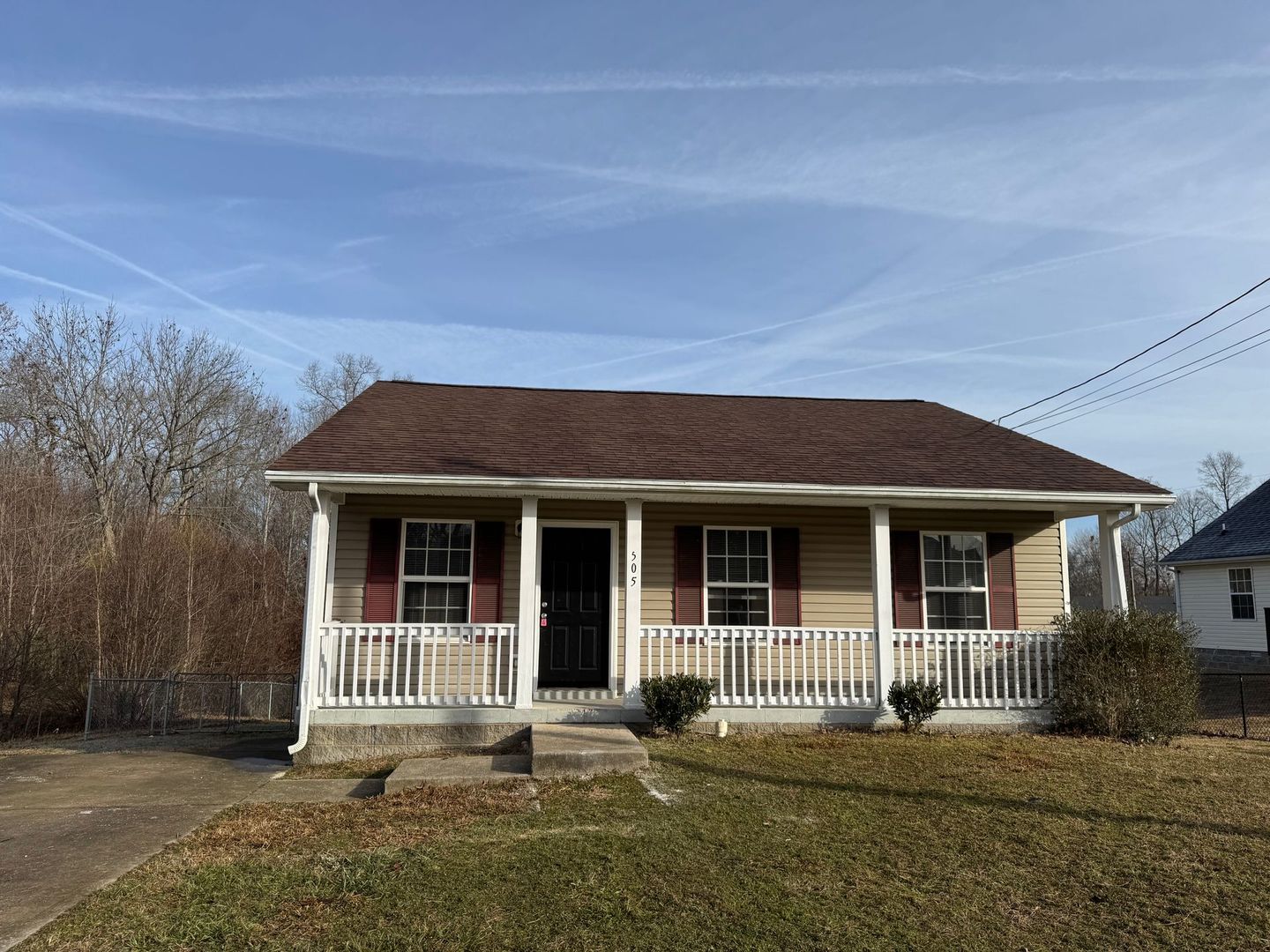 Clarksville House: 505 Caney Ct