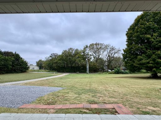 Listing photo thumbnail