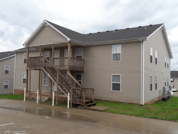 Clarksville Apartment: 421 Alma Ln