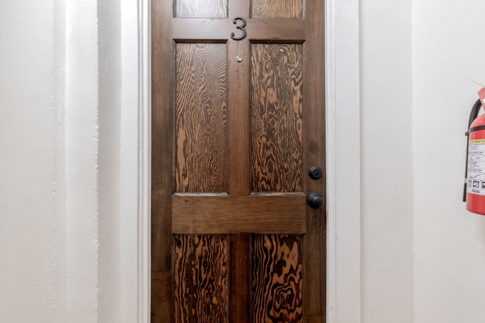 305 Main St 5 of 12