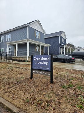 Listing photo thumbnail