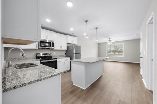 Listing photo thumbnail