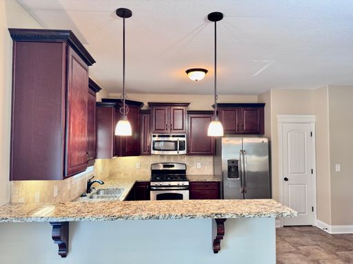 Listing photo thumbnail