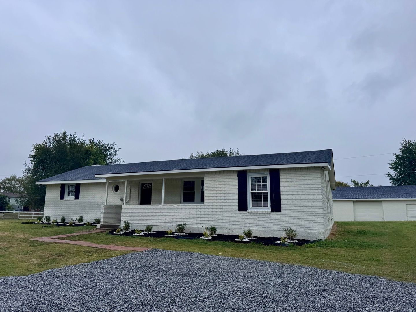 Clarksville House: 3375 Pembroke Rd
