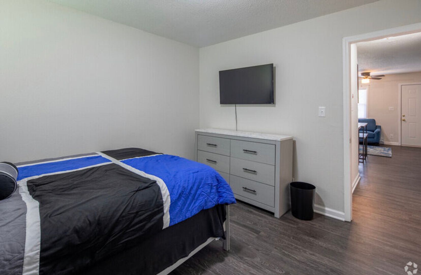 The Highland Apartments 4 of 12