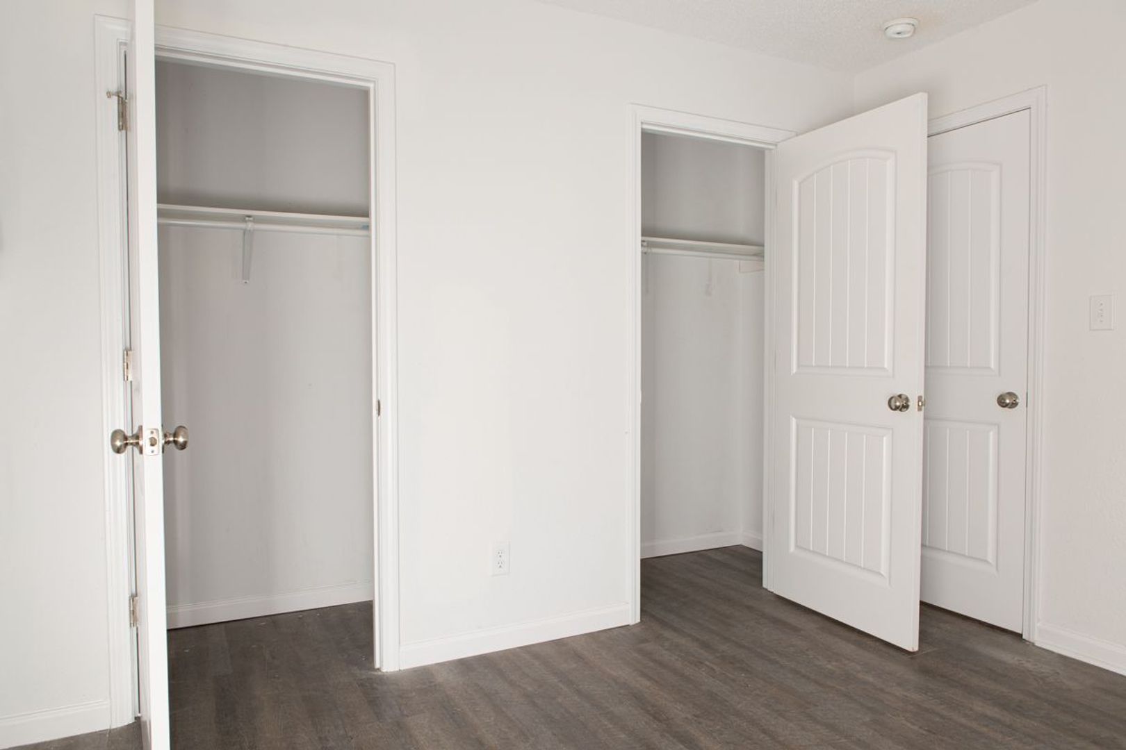 Clarksville Apartment: 405 Beech St