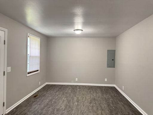 Listing photo thumbnail