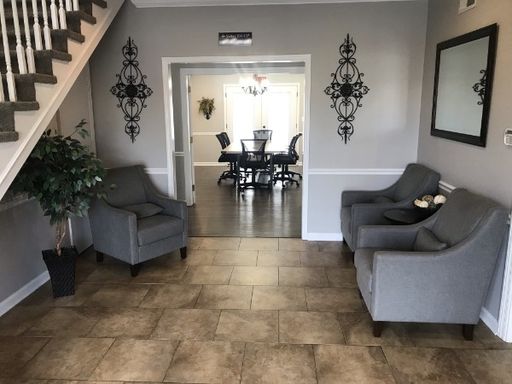 Listing photo thumbnail