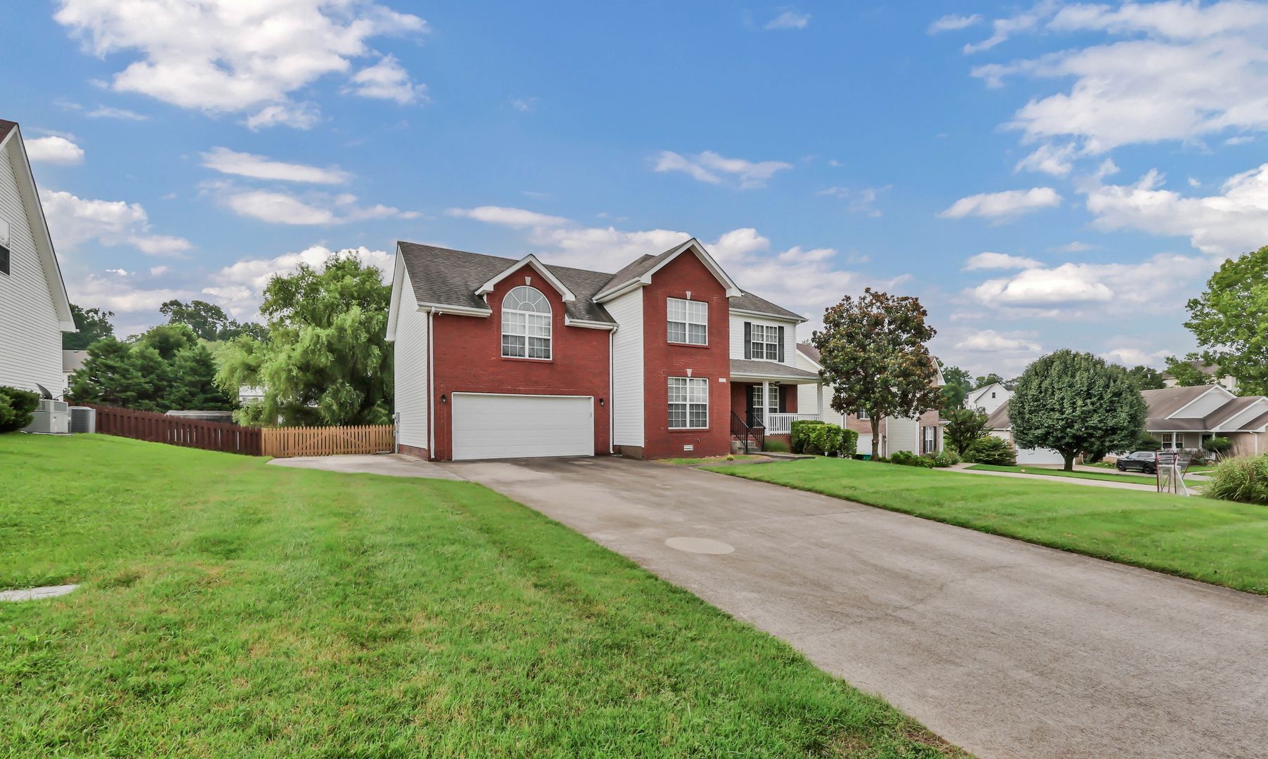 3332 Victoria Ct 4 of 12