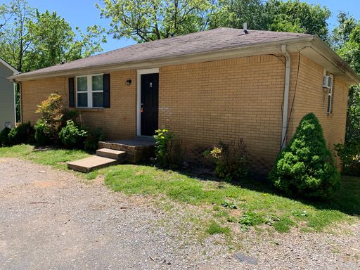 812 Bradley St - C, Clarksville, TN 37040