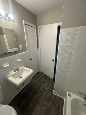 Listing photo thumbnail