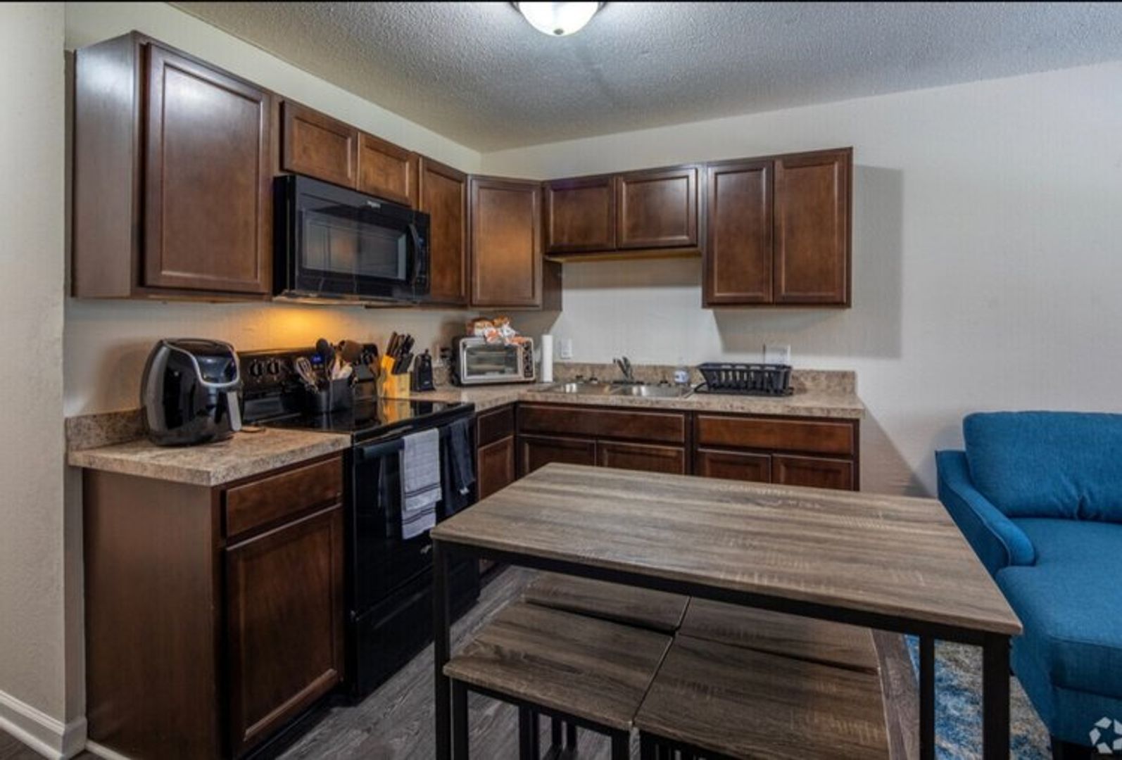 Clarksville Apartment: 405 Beech St