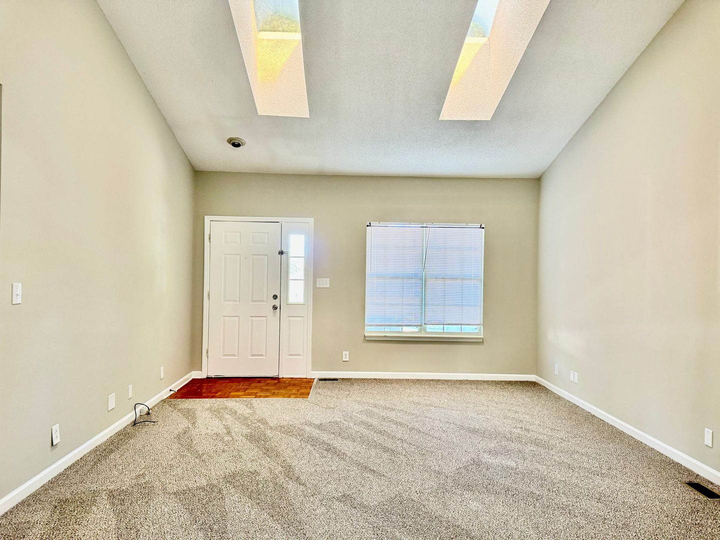 69 Grassmire Dr 3 of 8