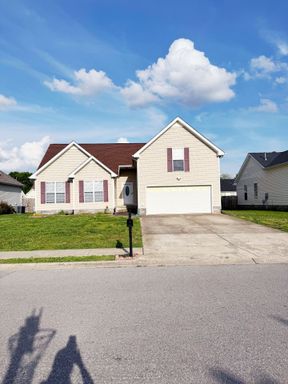 3751 Bret Dr, Clarksville, TN 37040