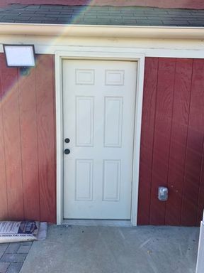 Listing photo thumbnail