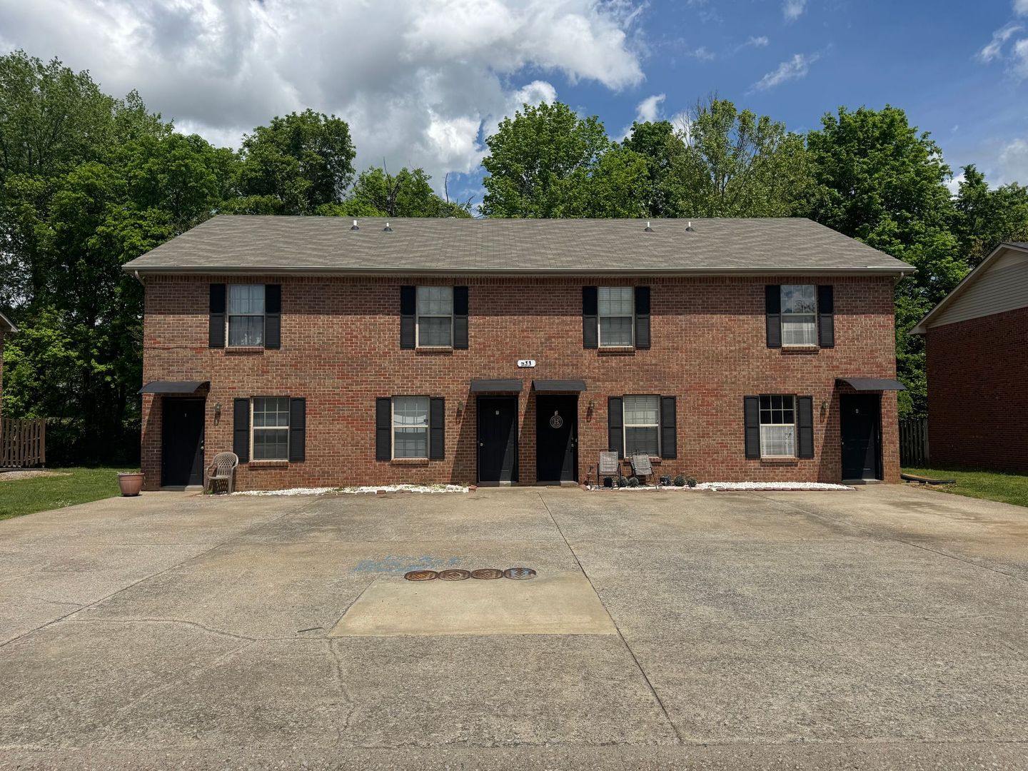 Clarksville Apartment: 111 Hickory Trace Rd