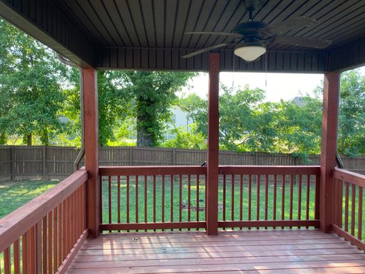 Listing photo thumbnail