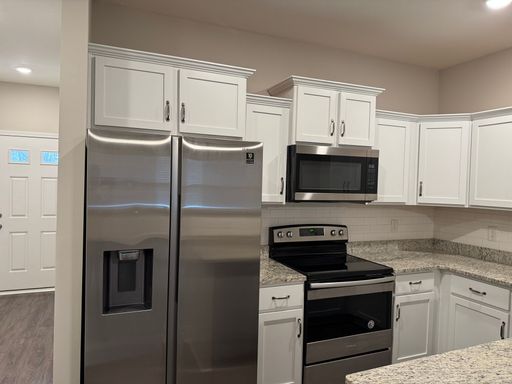 Listing photo thumbnail