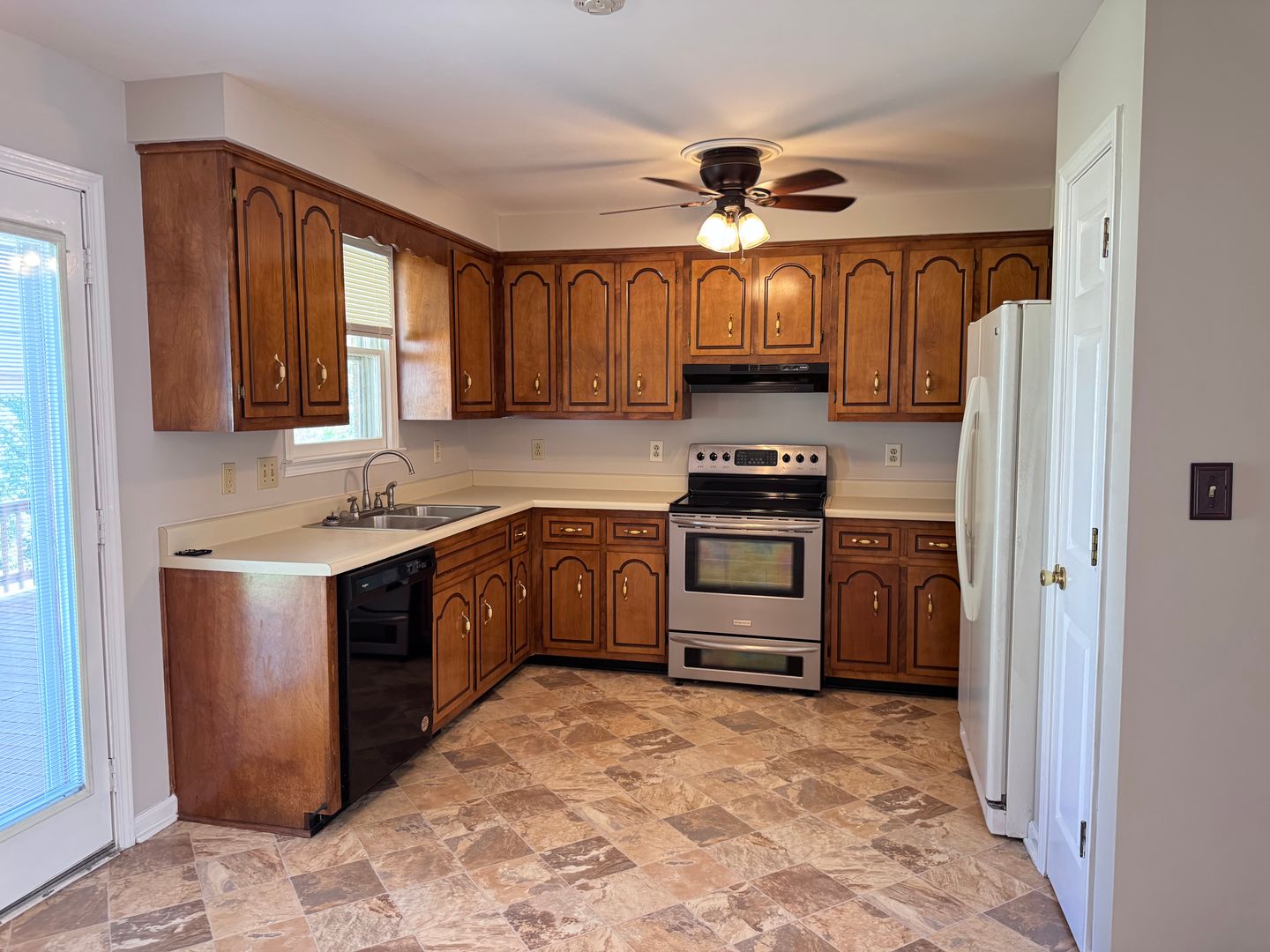 438 Kelsey Drive 4 of 12
