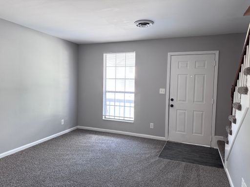 Listing photo thumbnail