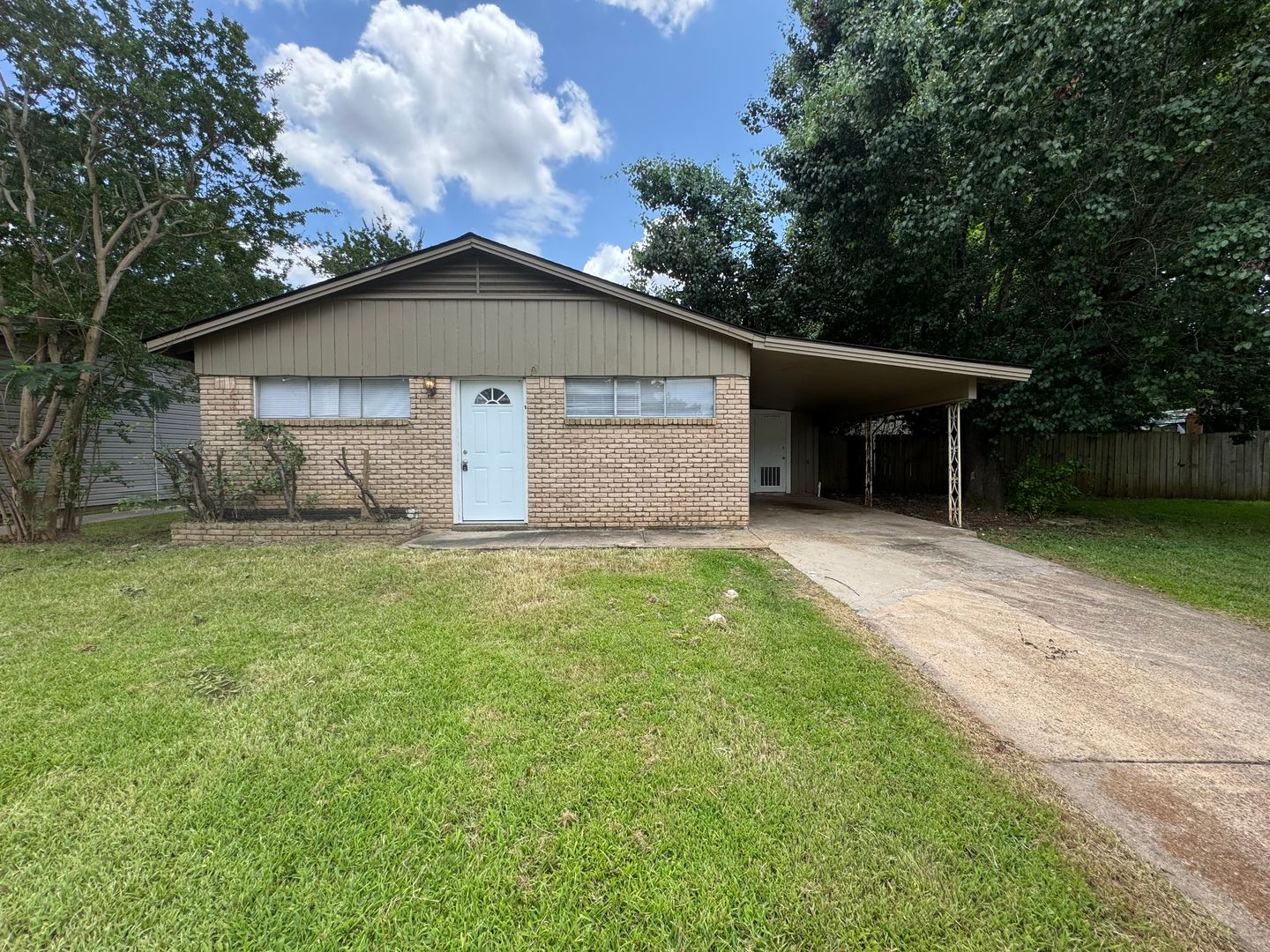 Bossier City House: 4604 Donnie Avenue