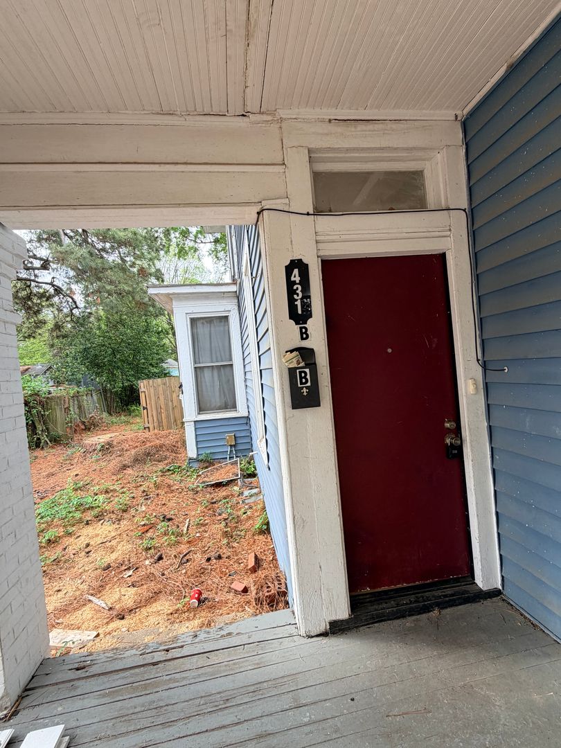 Shreveport House: 431 College Street