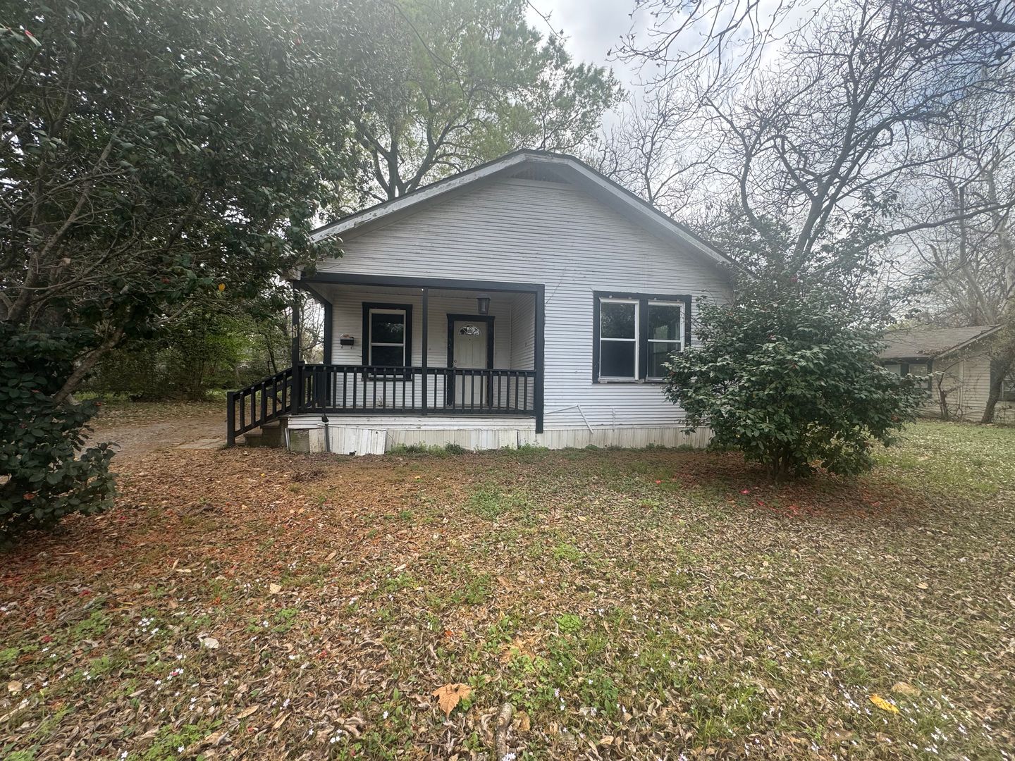 Shreveport House: 3131 W Laurel Street