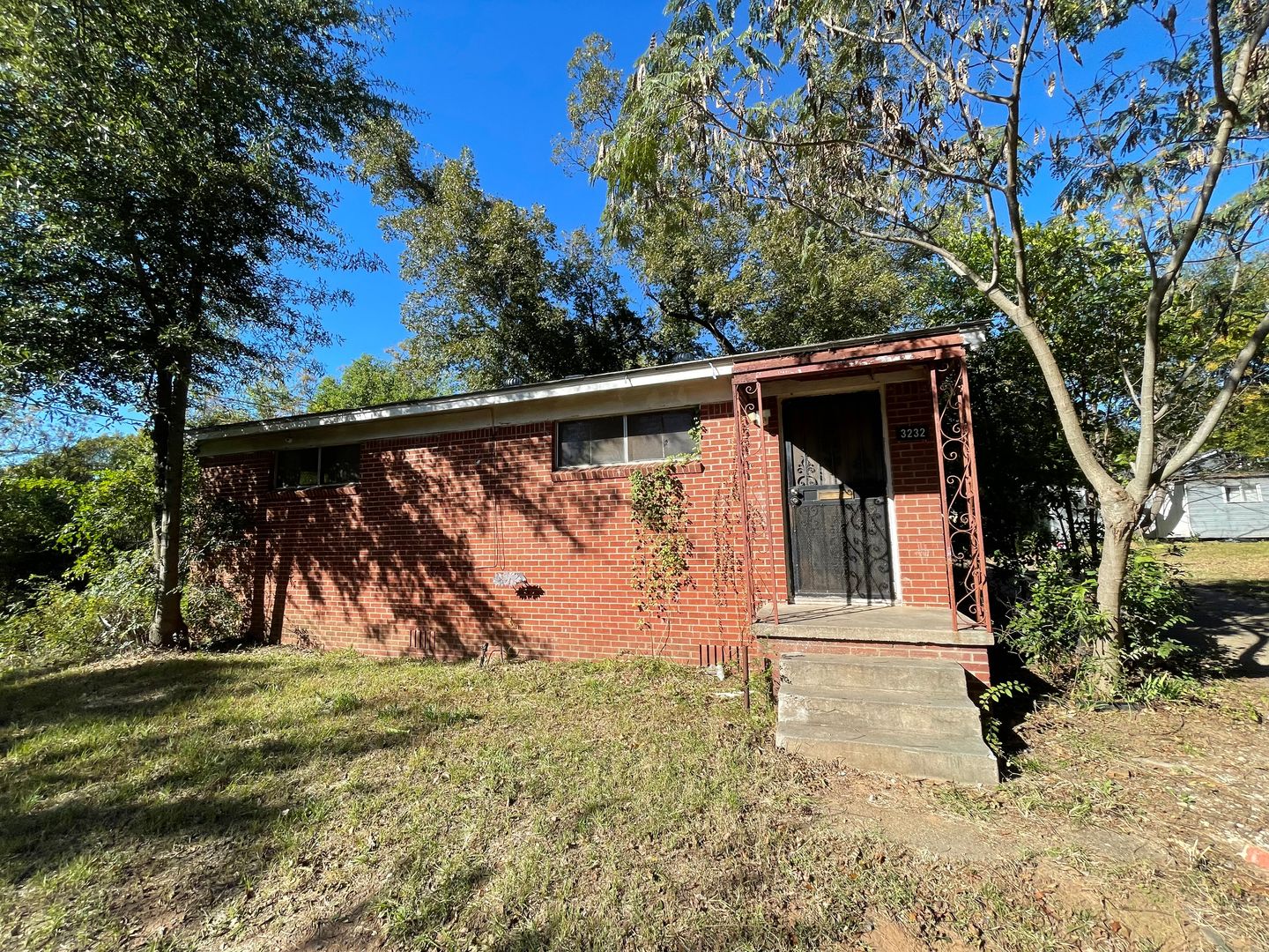 Shreveport House: 3232 Sumner Street