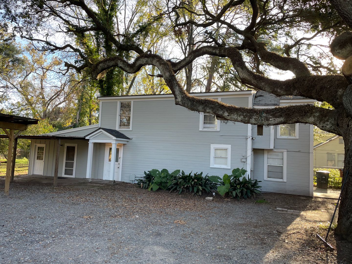 Shreveport House: 127 Albany Avenue