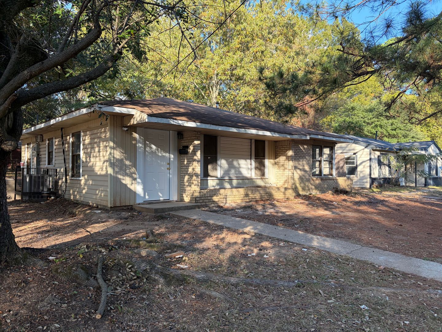 Shreveport House: 1748 Fulton Street