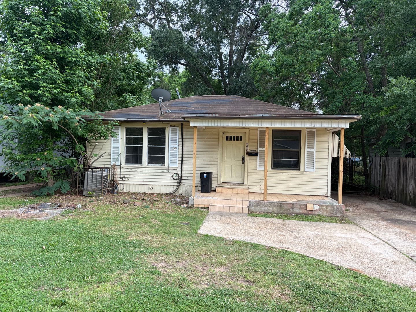 Shreveport House: 2531 Drexel Street
