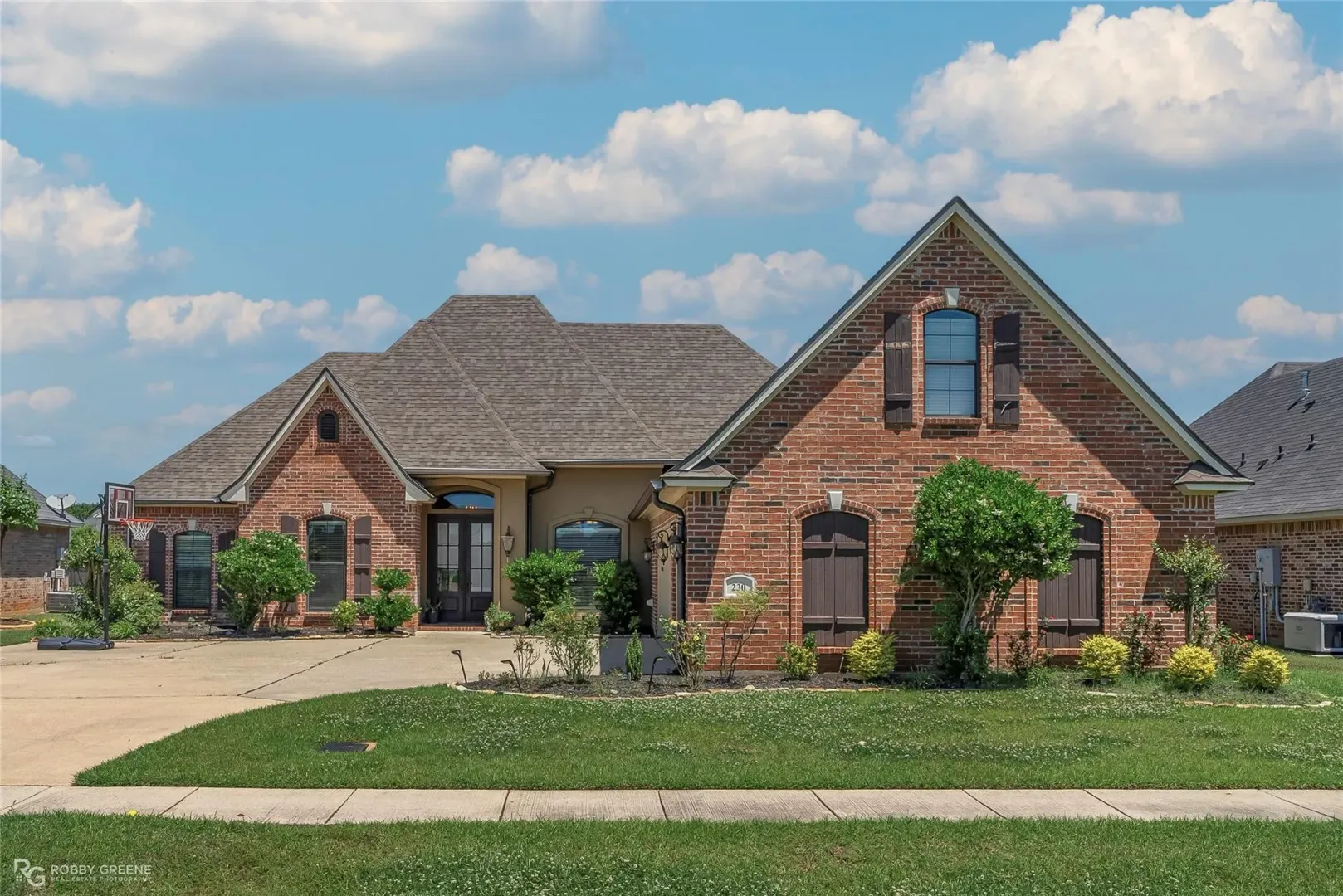 Bossier City House: 230 Welham Trace