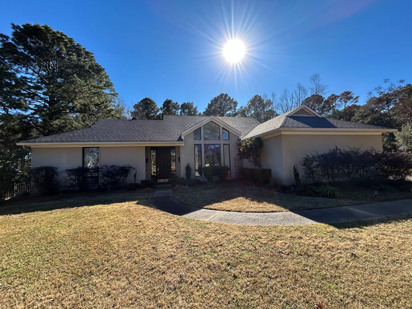 Shreveport House: 10220 Stonehedge Drive*