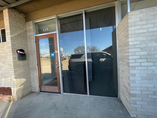 Gorgeous Commercial Unit off of North Market! – photo 1
