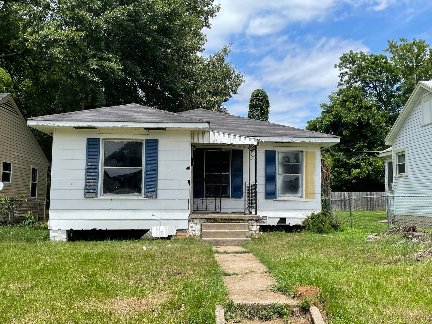 Shreveport House: 3310 Lillian Street