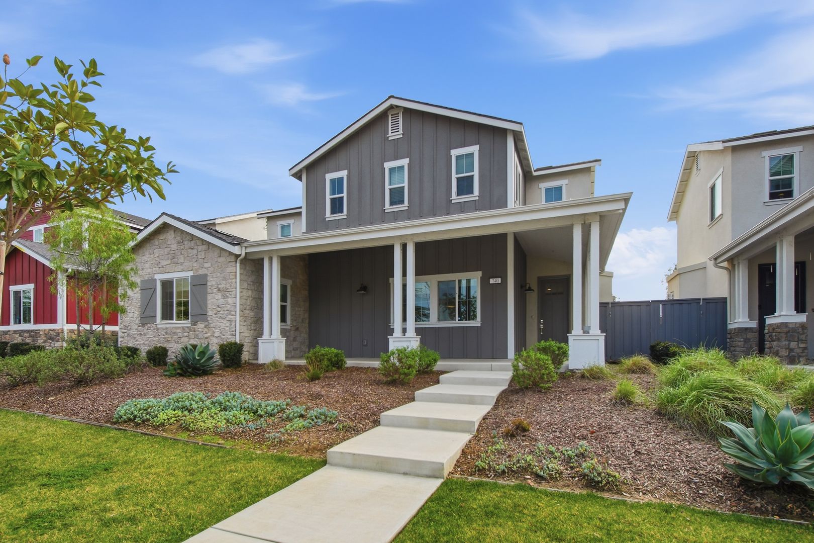 Oxnard Townhome: 700 Doris Ave