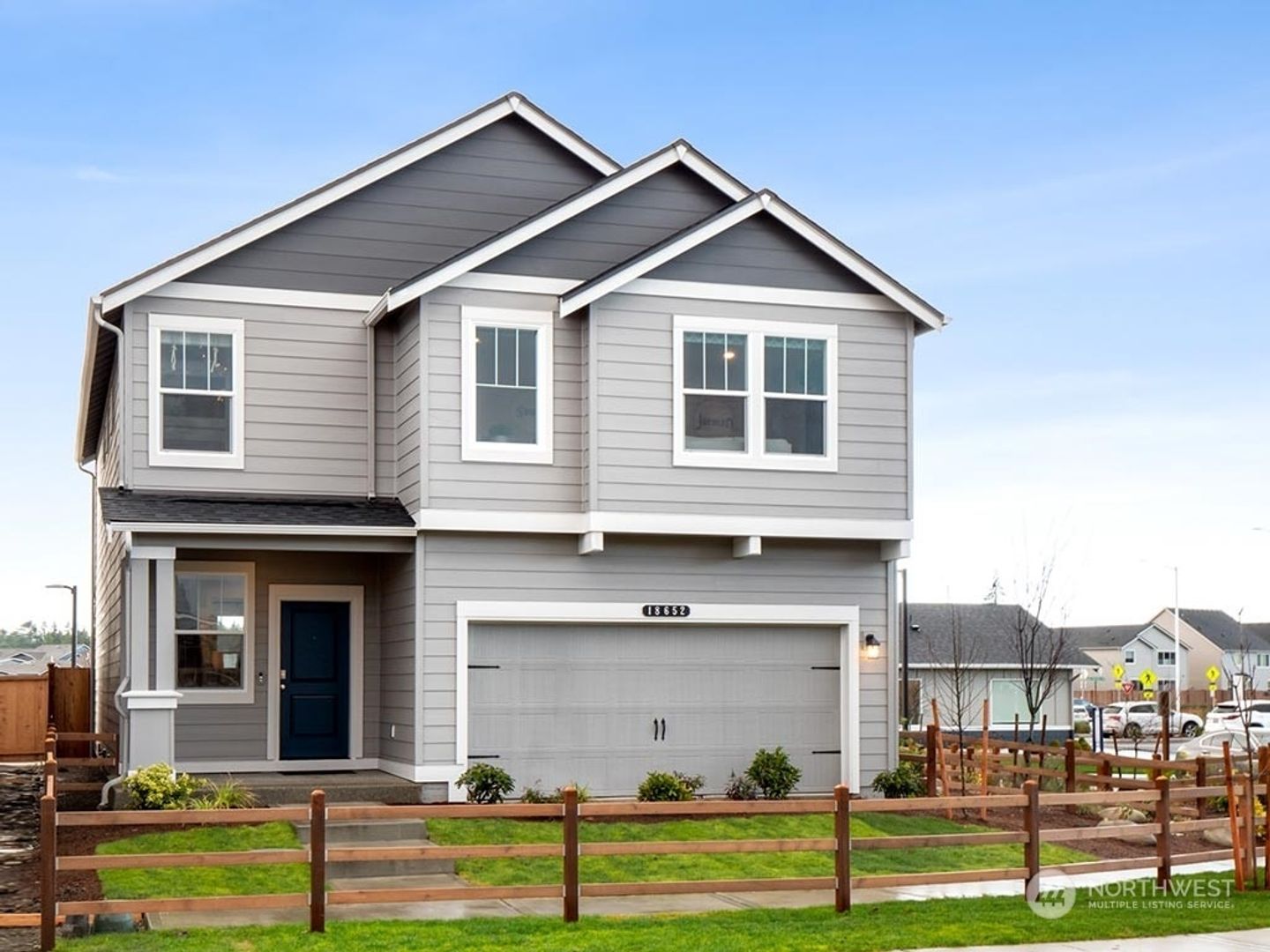 Puyallup House: 18734 Lipoma Place East