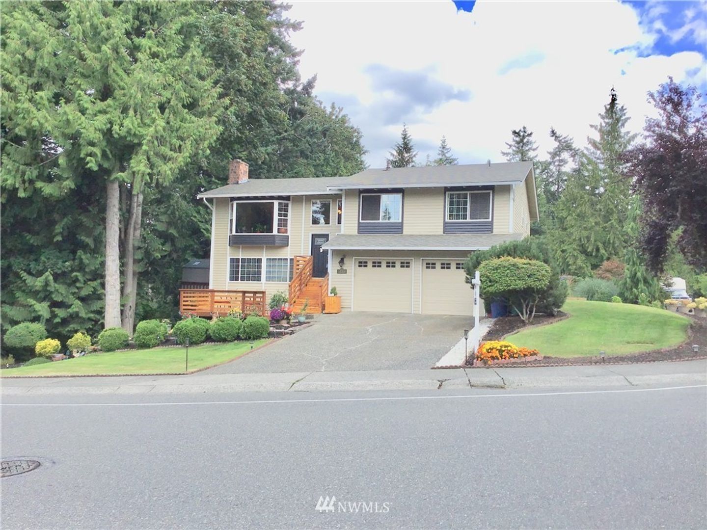Kirkland House: 14306 88th Ave NE