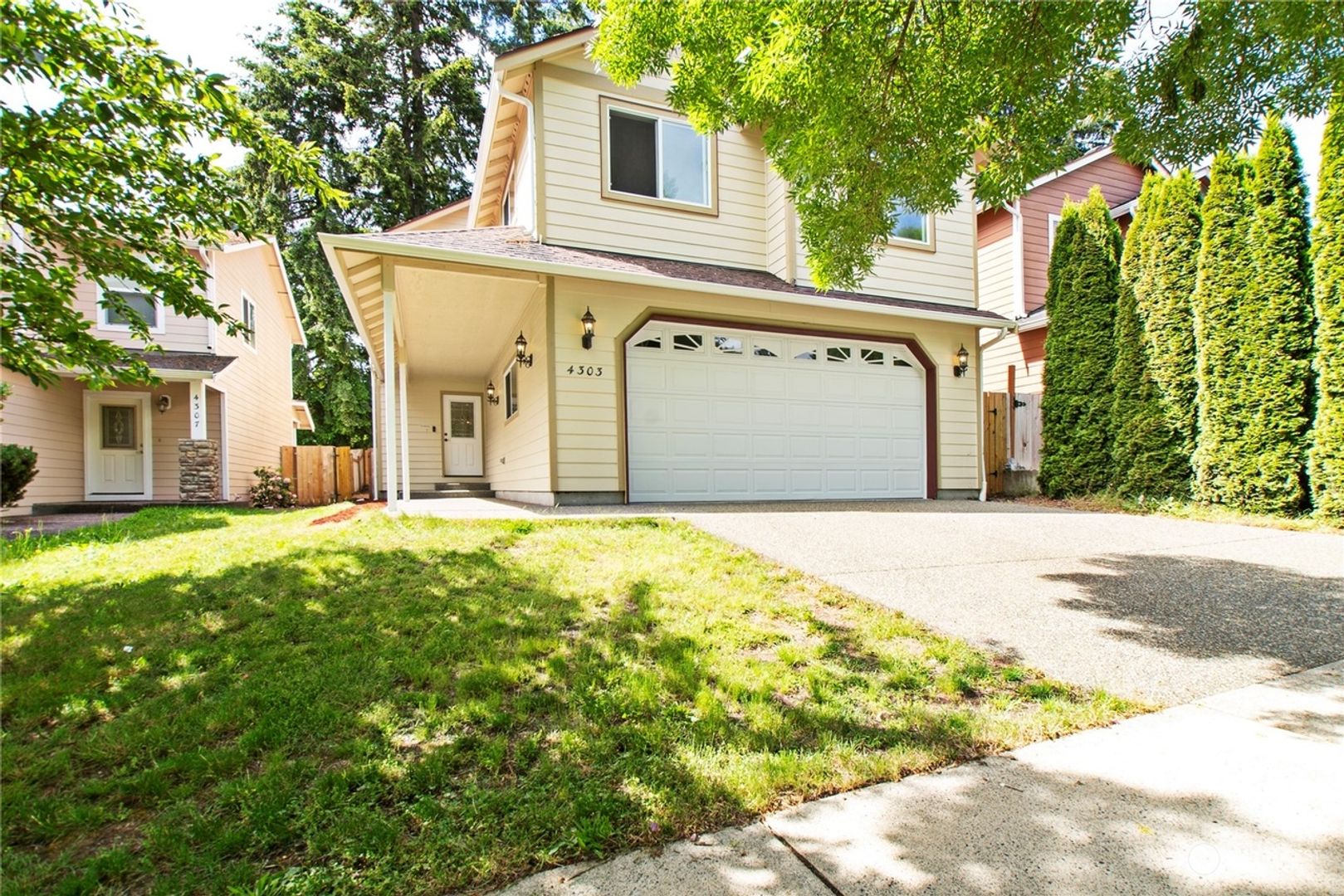 Olympia House: 4303 17th Way NE , WA