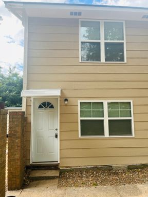 1 Bedroom Apartment – 603 W Haralson St - 603 W Haralson St Apt 02, Lagrange, GA 30240