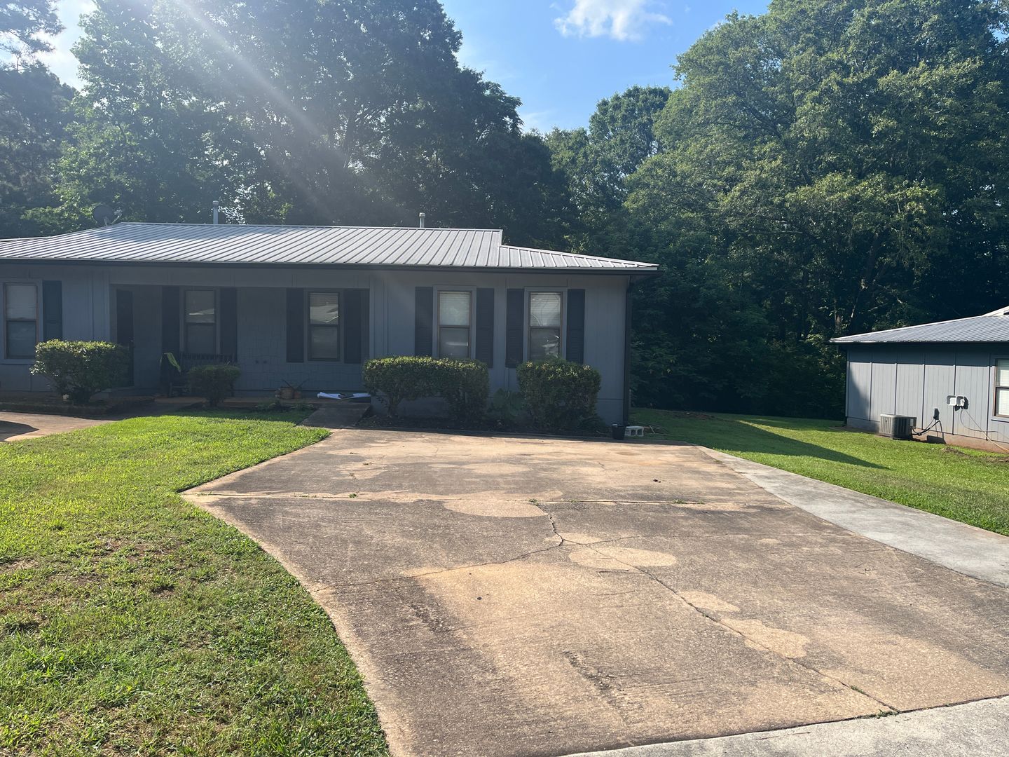 Palmetto Apartment: 140 Pine Terrace