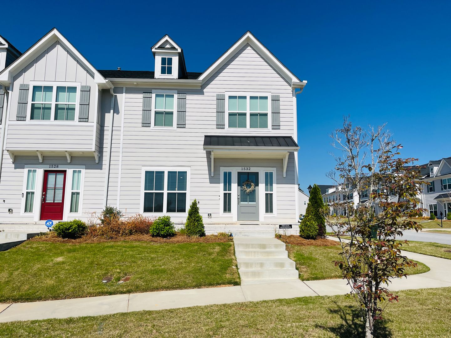 Conyers House: 1532 Henry St