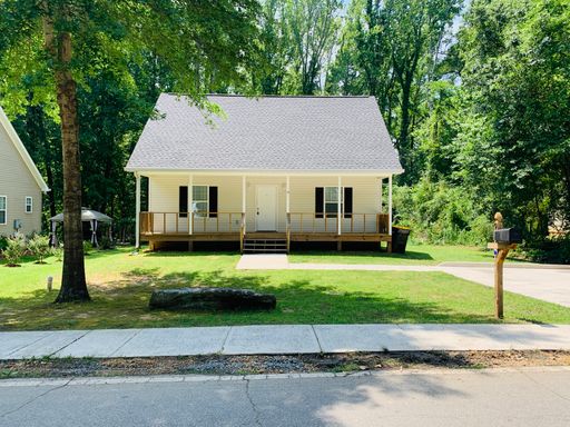 3 Bedroom Rental – 9 Bennett St, Newnan, GA 30263