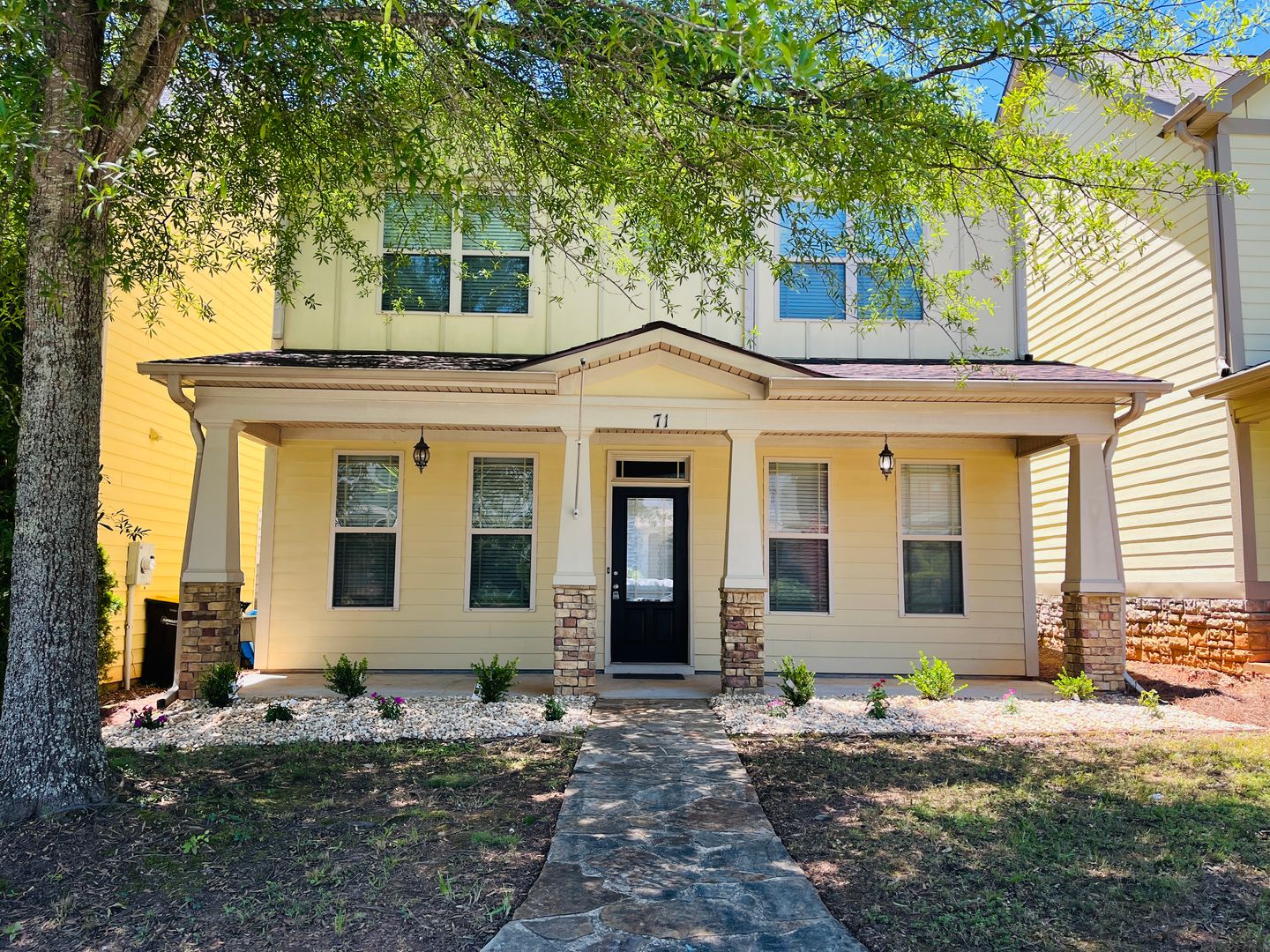 Newnan House: 71 Covington Terrace