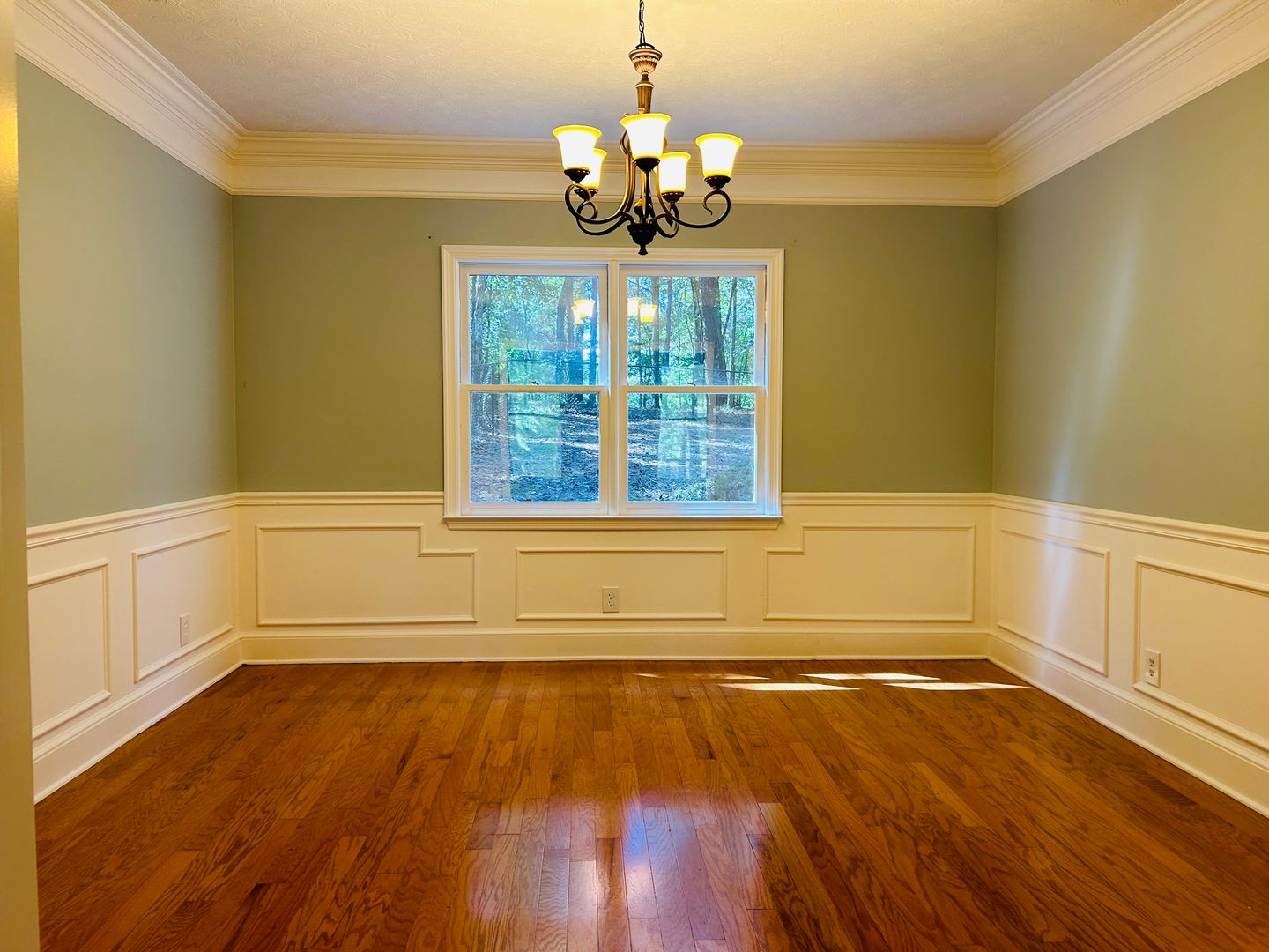 219 E Yorktown Dr, Lagrange, GA 30240