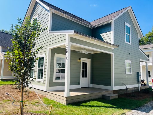 Brand-New 2-Bedroom Home Near Downtown LaGrange! – photo 1