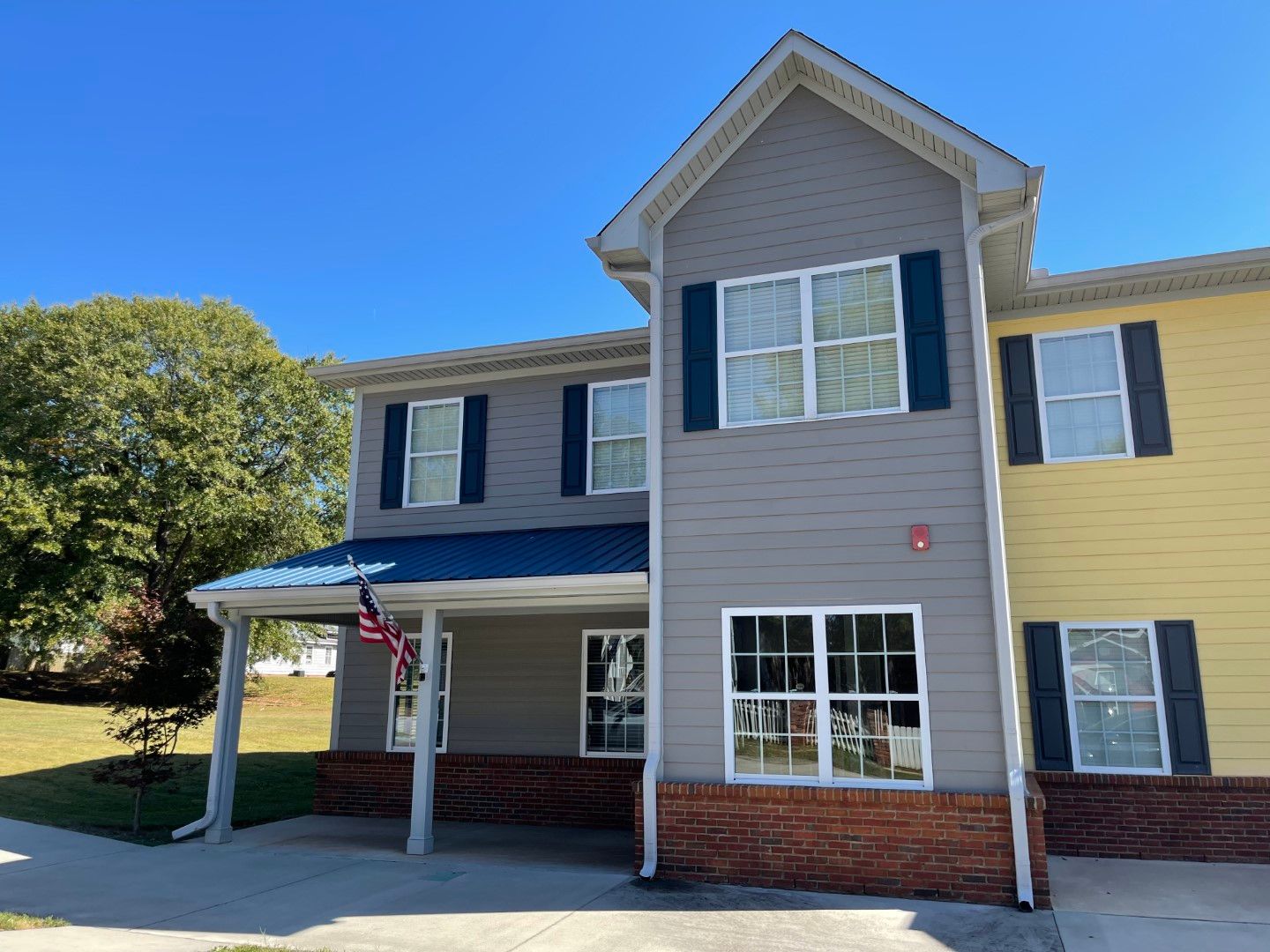 Lagrange Apartment: 615 Jefferson St - DASH