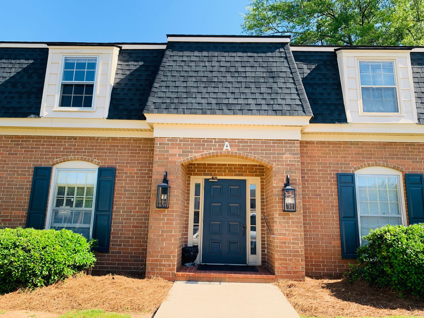Lagrange Apartment: 207 Harwell Ave